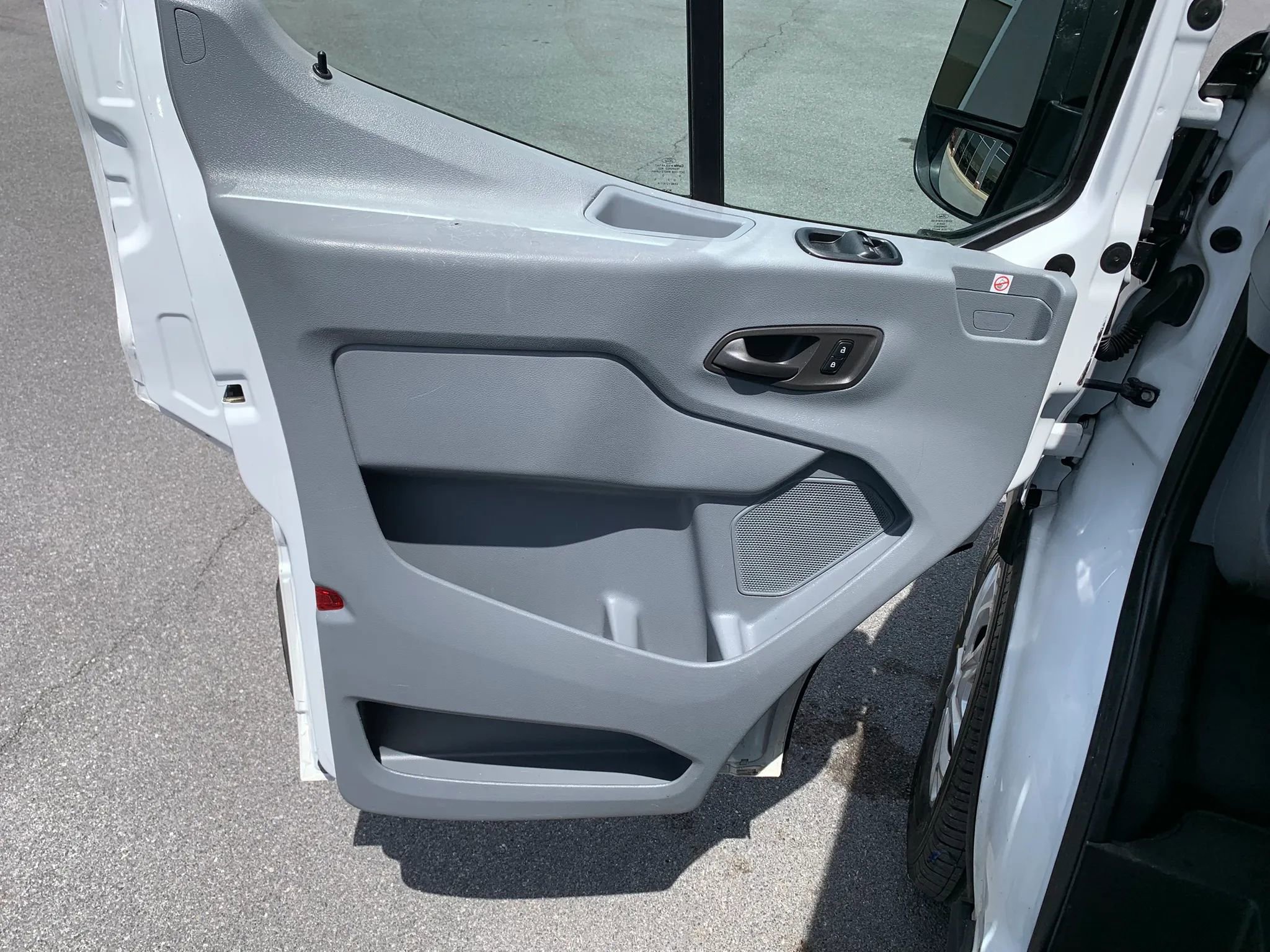 Used 2019 Ford Transit 350 148 Low Roof RWD image 8