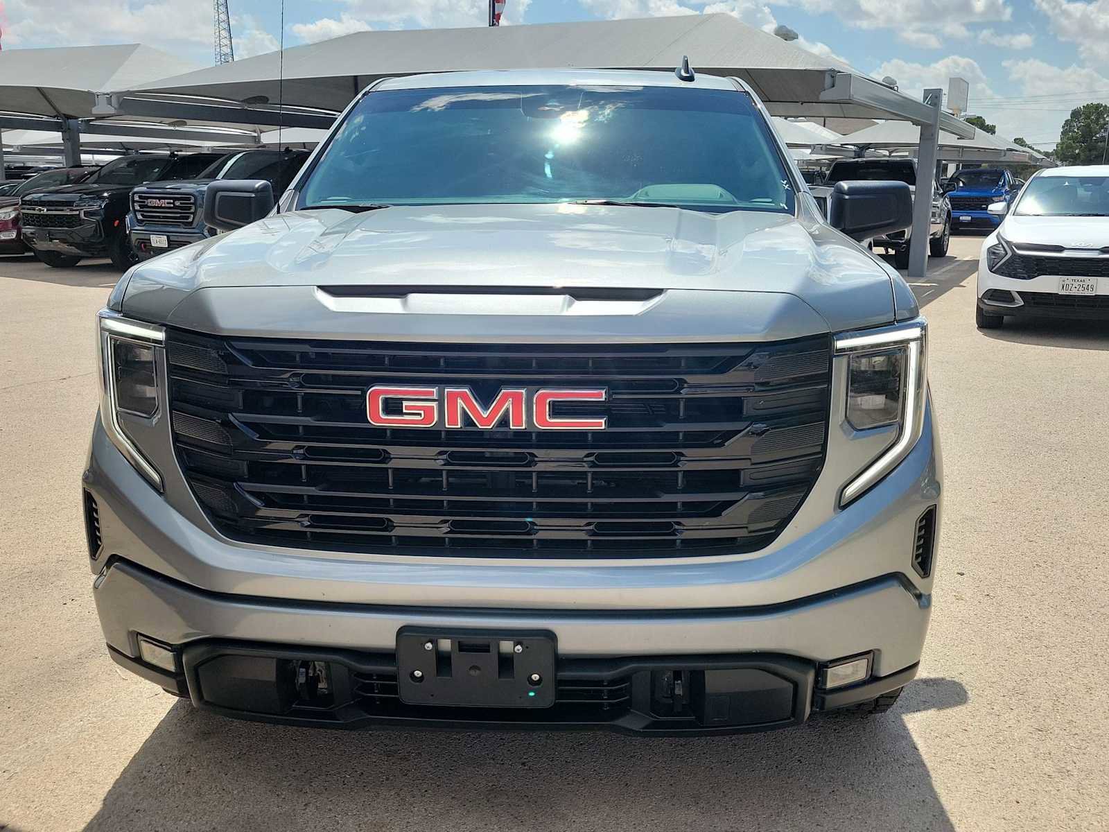 Used 2025 GMC Sierra 1500 Elevation image 6