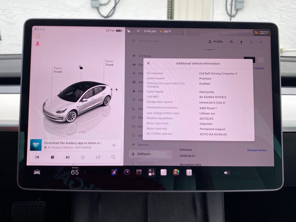 Used 2022 Tesla Model 3 Long Range AWD/4WD image 25