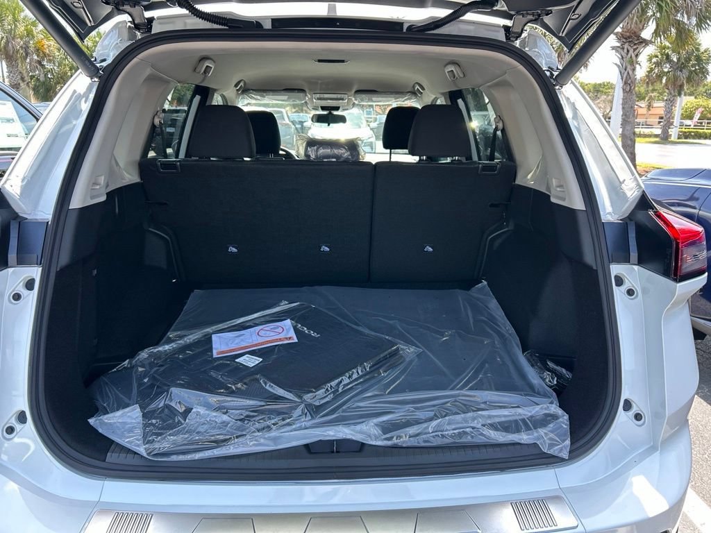 New 2026 Nissan Rogue SV FWD image 50