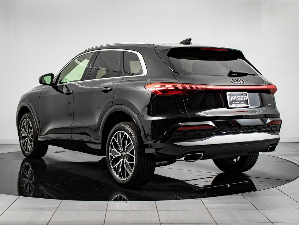 Certified 2025 Audi Q5 2.0T Premium Plus image 11