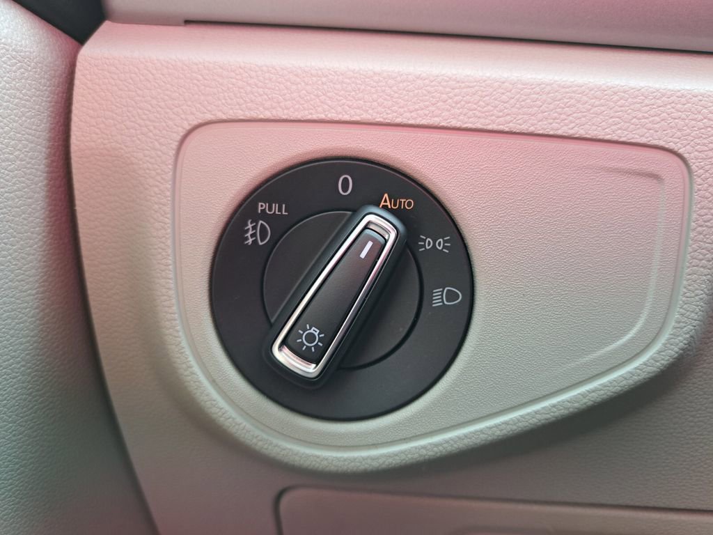 Used 2019 Volkswagen Atlas SEL image 15