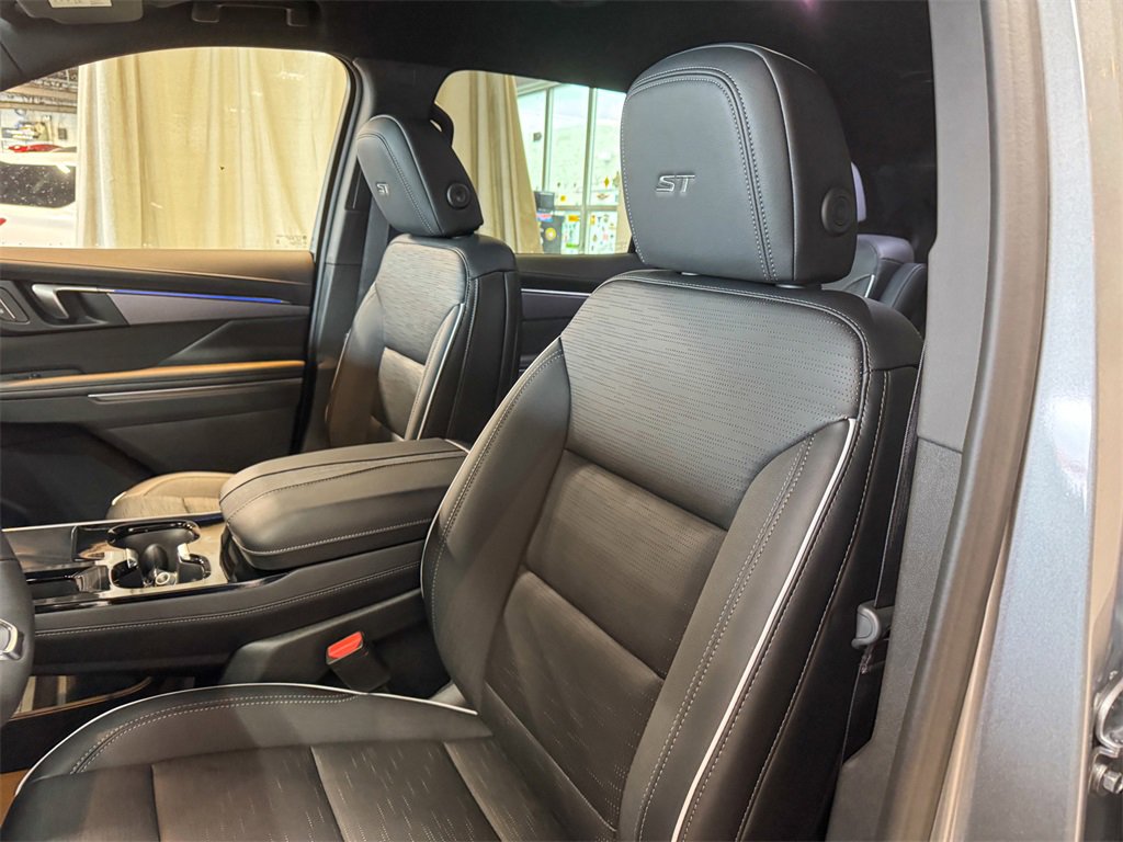 New 2026 Buick Enclave Sport Touring w/ Power Package image 16