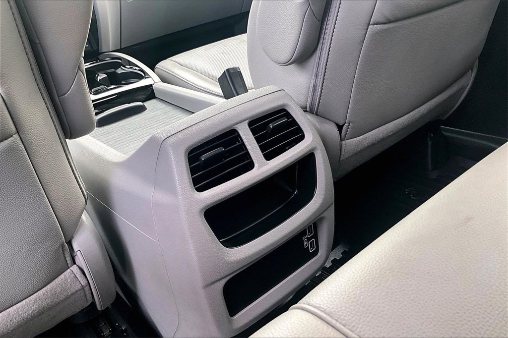 Used 2019 Honda Ridgeline RTL-E image 34