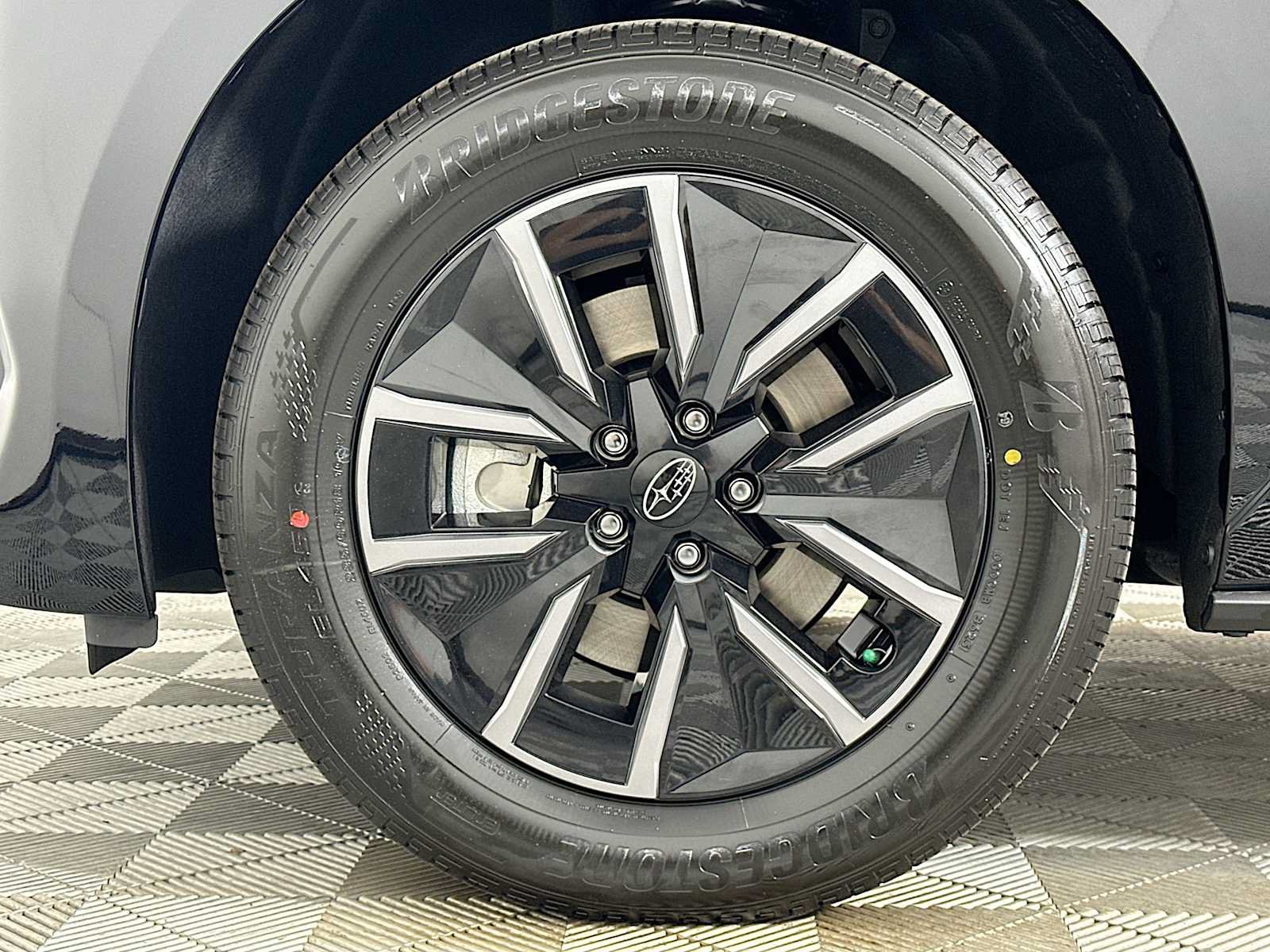 New 2026 Subaru Solterra AWD/4WD image 28