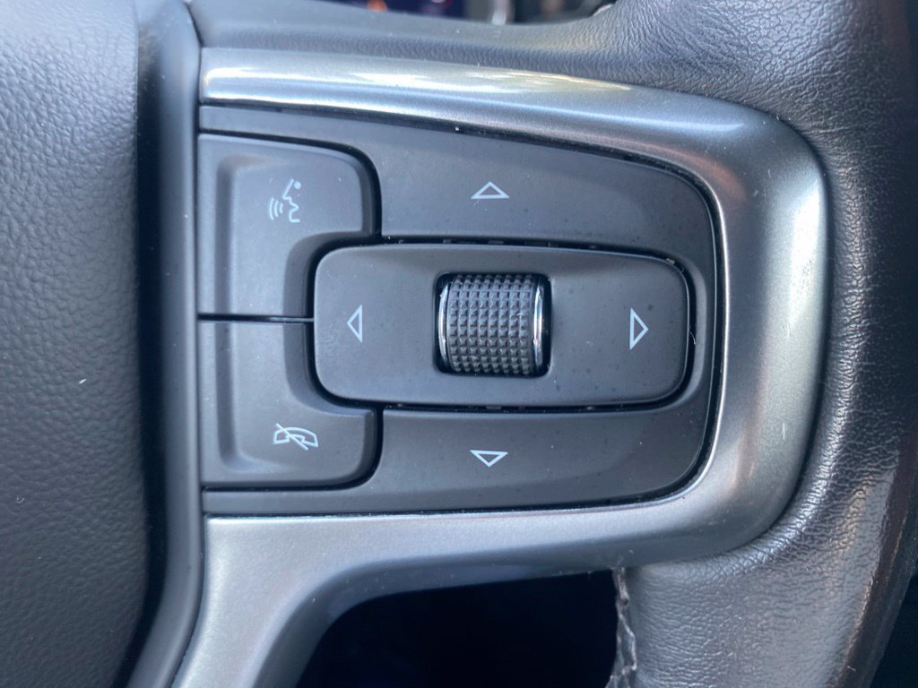 Used 2022 Chevrolet Silverado 1500 LT AWD/4WD image 11