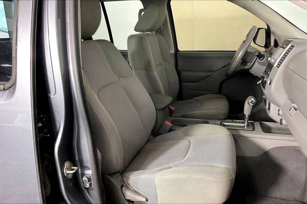 Used 2019 Nissan Frontier SV AWD/4WD image 9