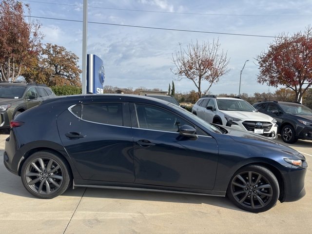 Used 2020 MAZDA MAZDA3 Hatchback w/ Preferred Package image 6