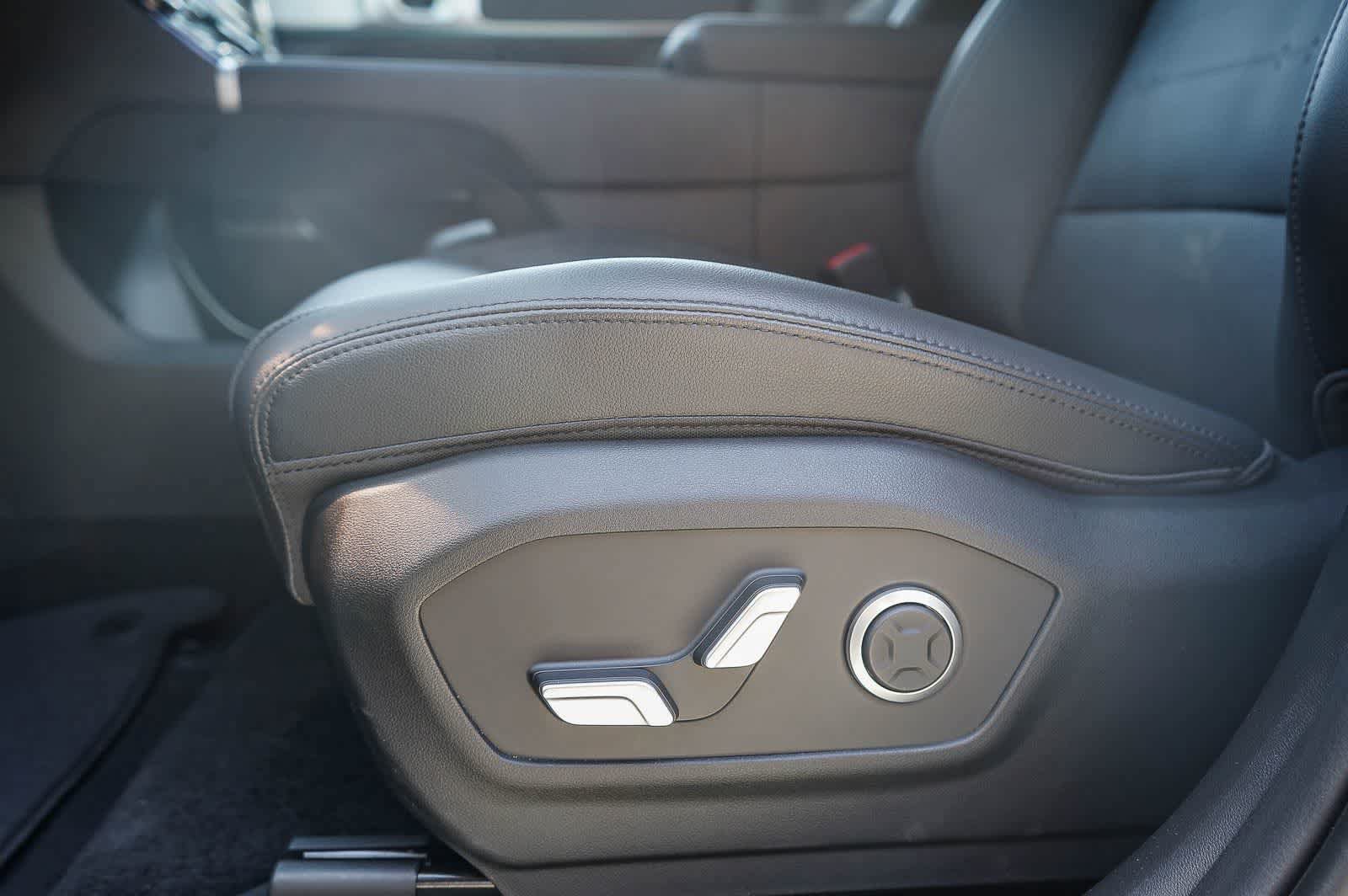 New 2026 Hyundai Santa Fe Limited AWD/4WD image 28