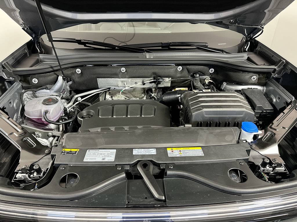 New 2026 Volkswagen Atlas Cross Sport SE image 6