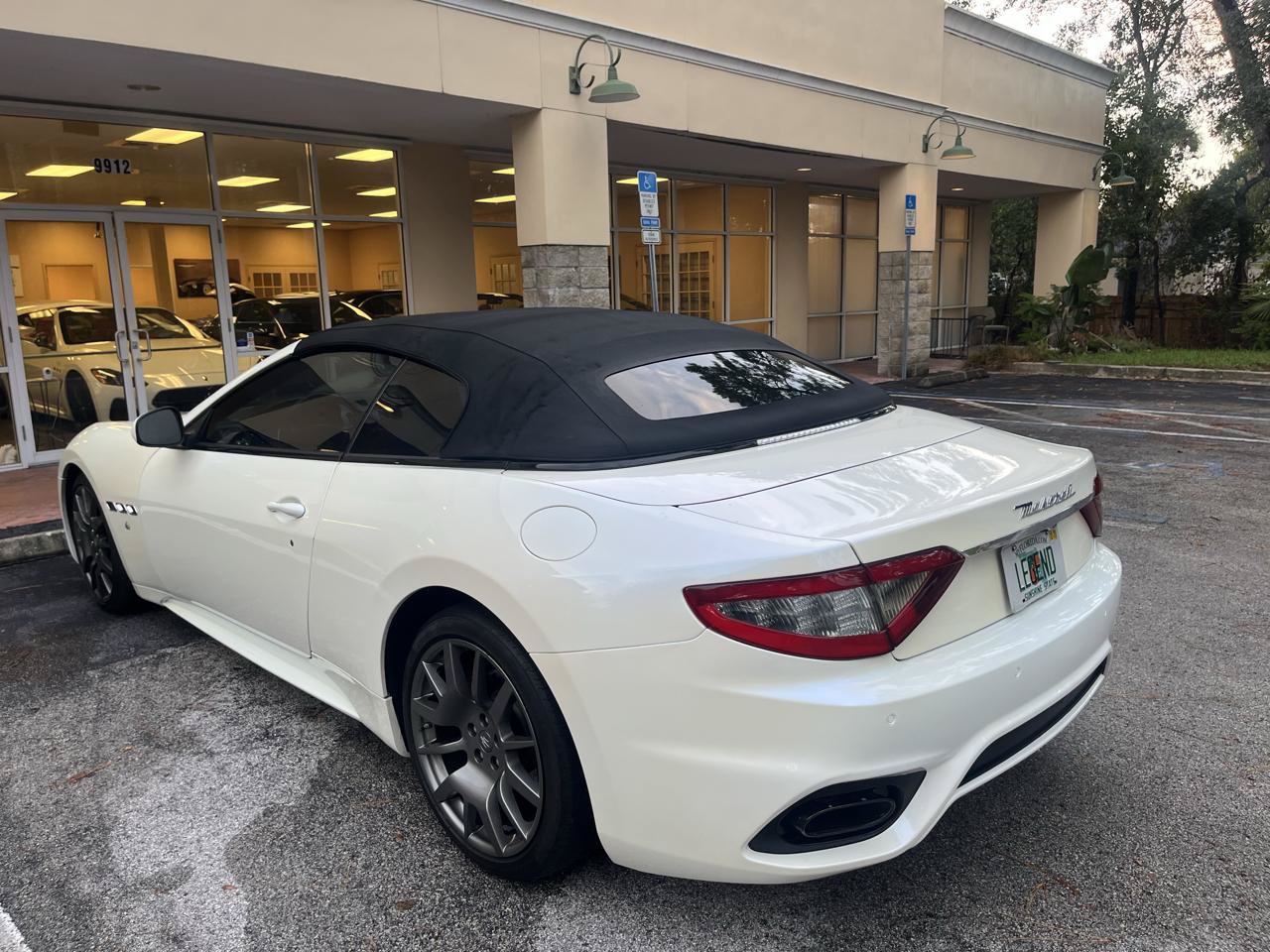 Used 2019 Maserati GranTurismo Sport RWD image 21
