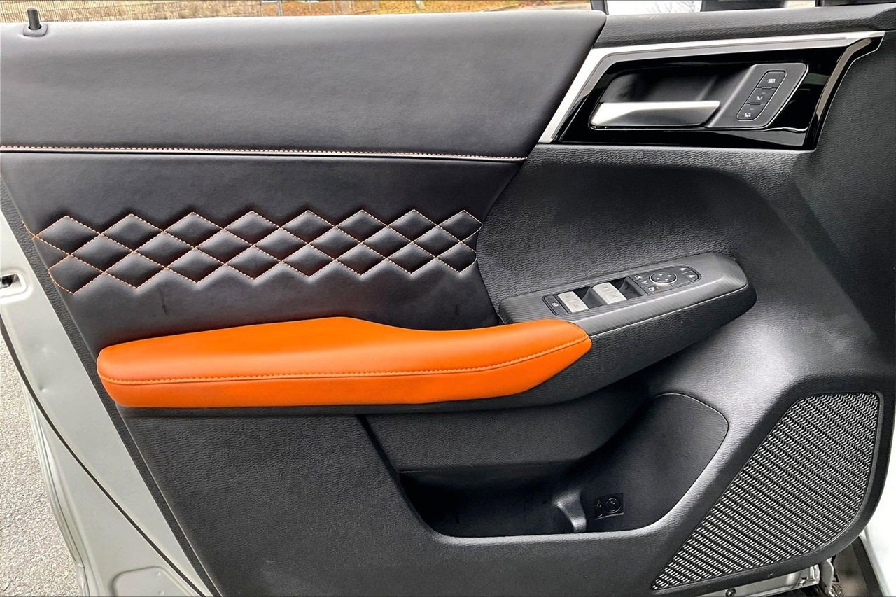 Used 2022 Mitsubishi Outlander SEL image 27