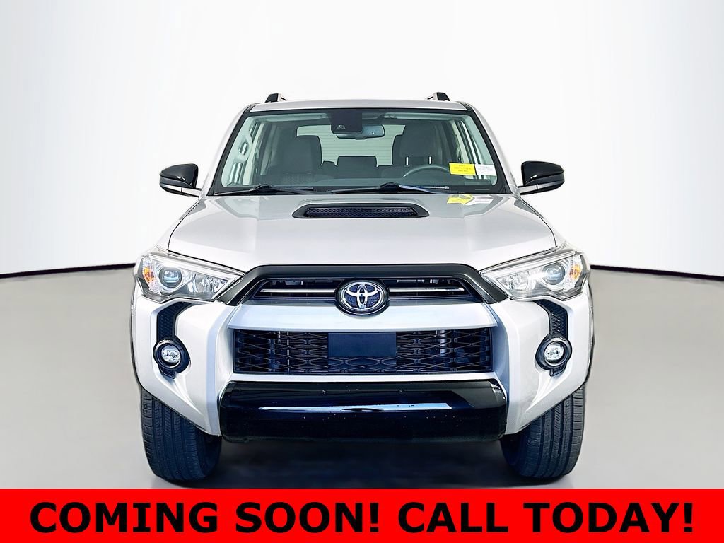 Used 2022 Toyota 4Runner TRD Off-Road image 2
