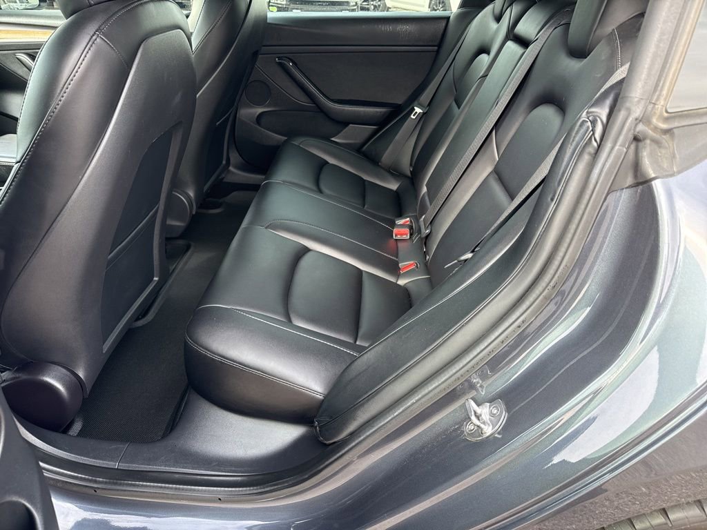 Used 2022 Tesla Model 3 Performance image 25