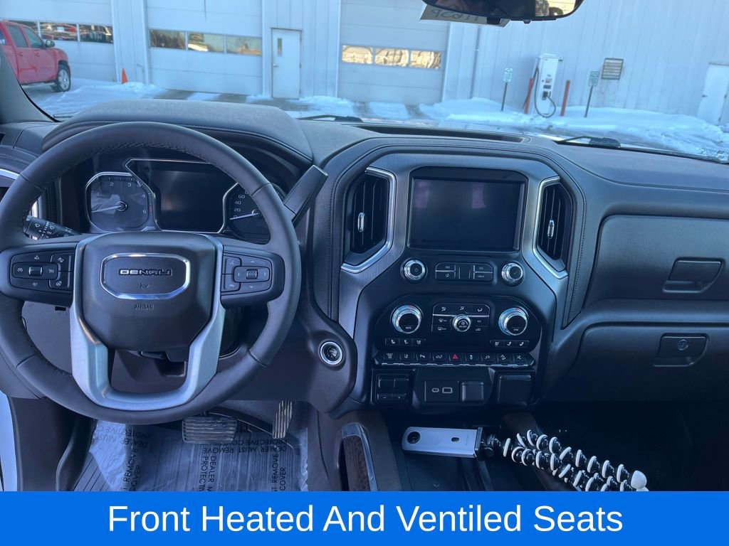 Used 2021 GMC Sierra 3500 Denali w/ Denali Ultimate Package image 9