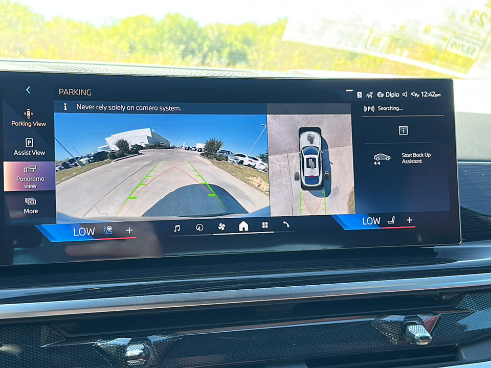 New 2026 BMW X6 xDrive40i w/ Climate Comfort Package image 23