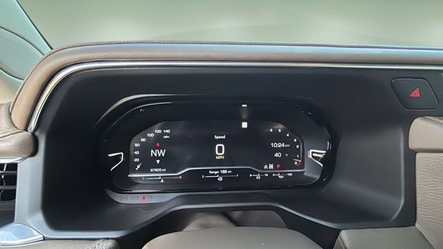 Used 2022 GMC Yukon XL Denali AWD/4WD image 15