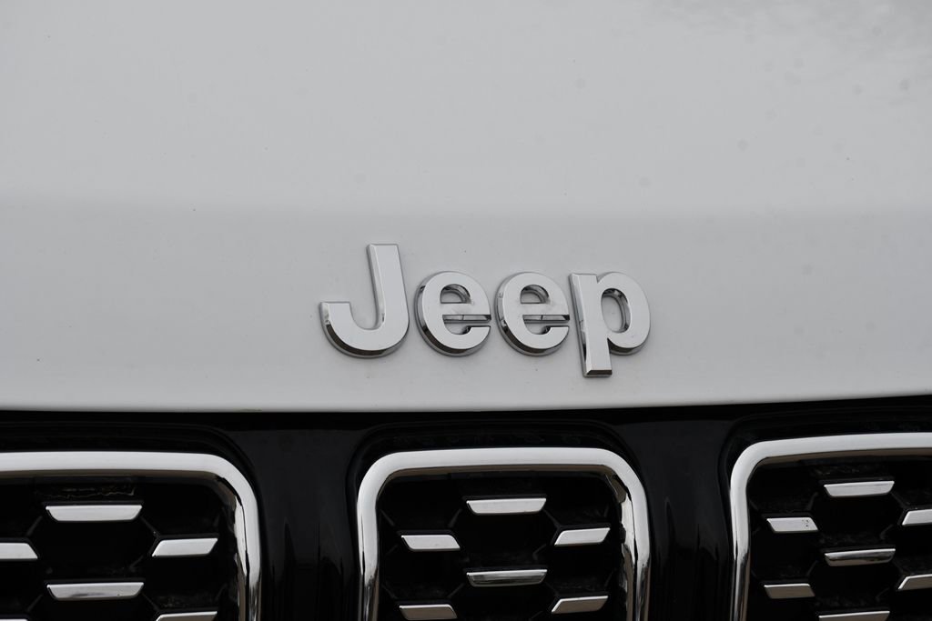 Used 2024 Jeep Compass Limited image 36