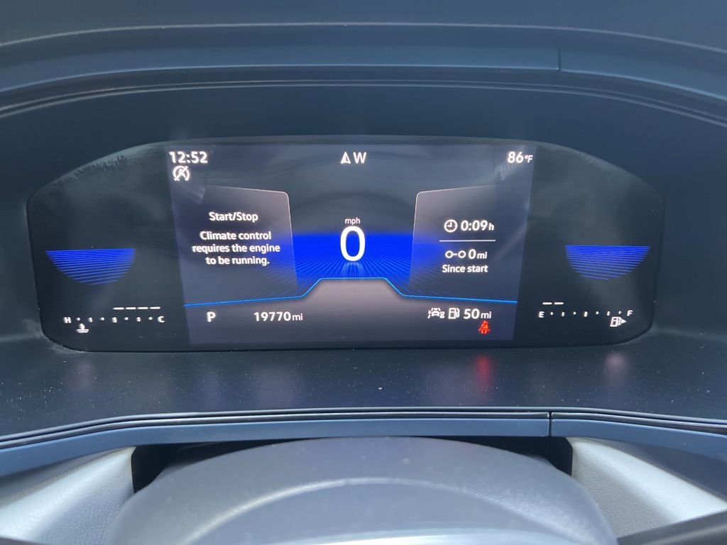 Used 2024 Volkswagen Taos SE image 29