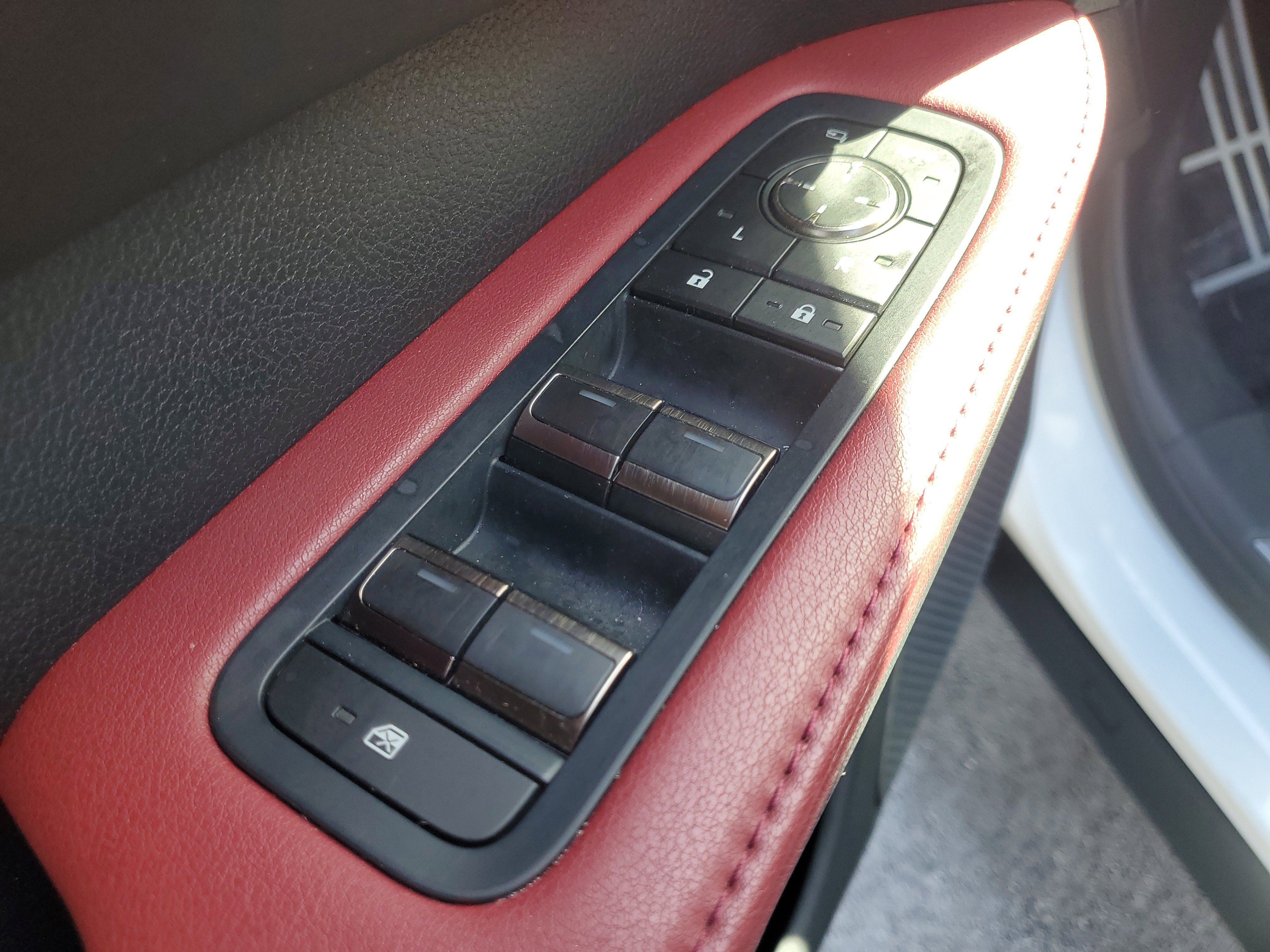 Used 2024 Lexus RX 500h F Sport w/ Cold Area Package image 20