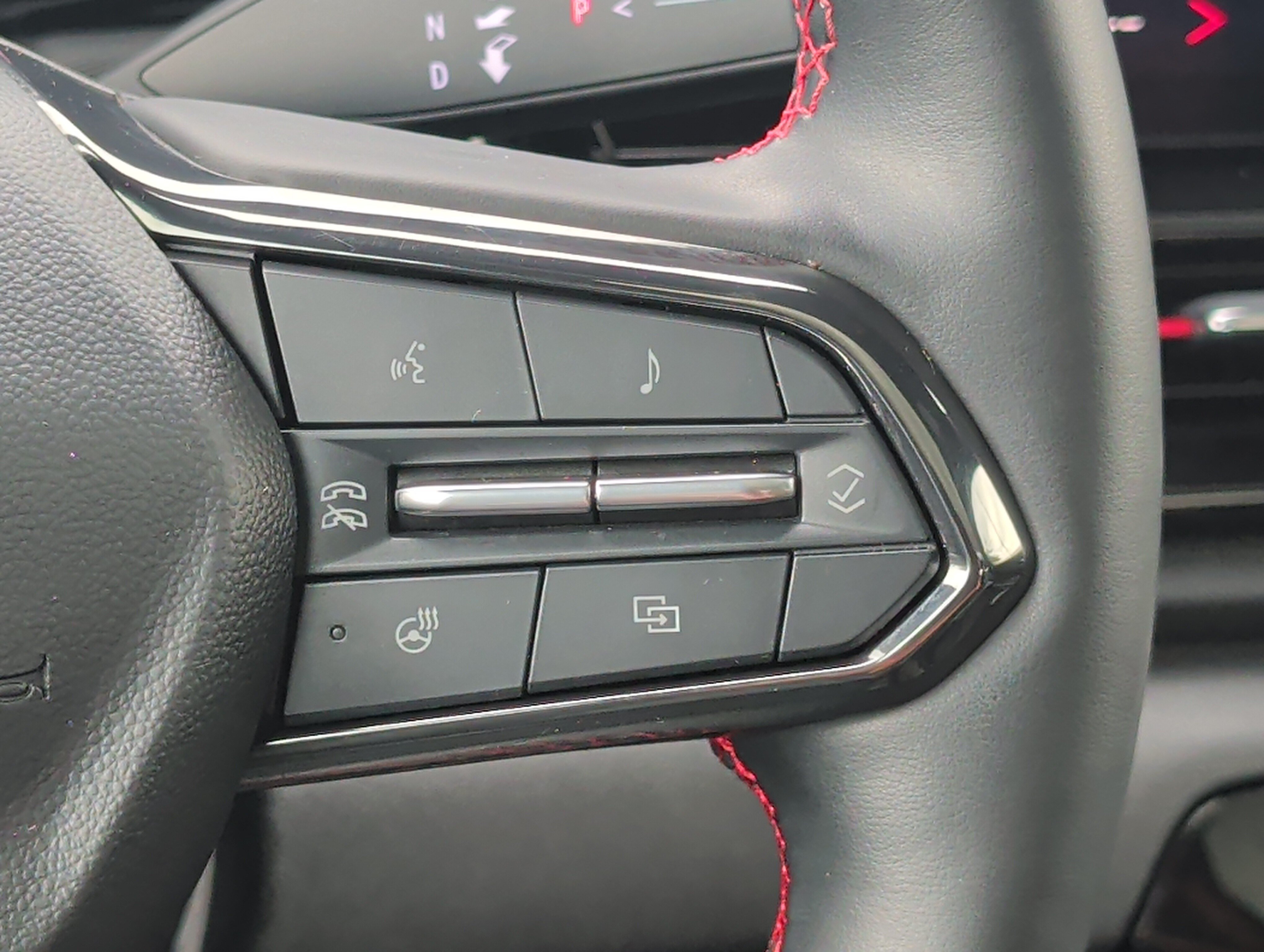 Used 2024 Chevrolet Silverado EV RST AWD/4WD image 30