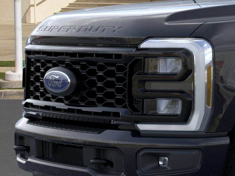 New 2026 Ford F250 4x4 Crew Cab Super Duty image 17
