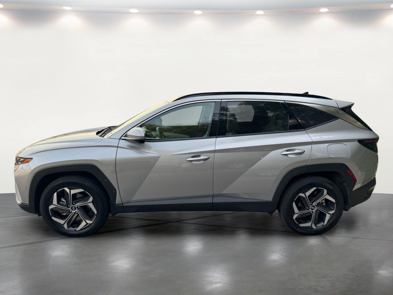Used 2024 Hyundai Tucson Limited AWD/4WD image 21