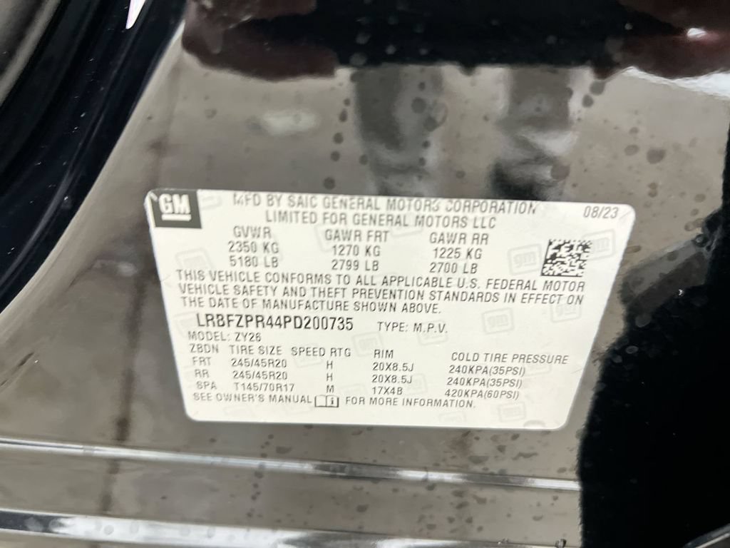 Used 2023 Buick Envision Essence w/ Sport Touring Package AWD/4WD image 28