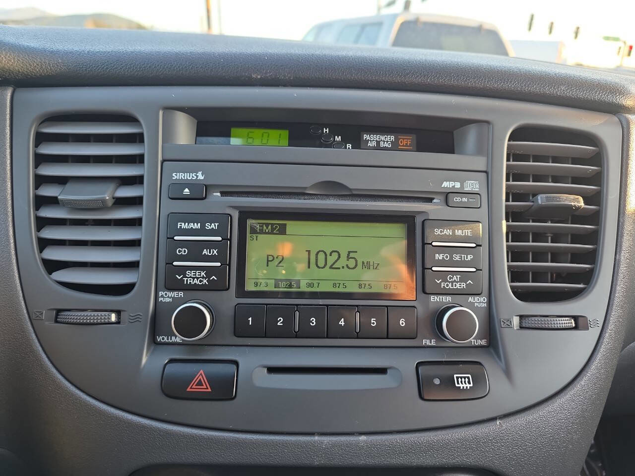 Used 2009 Kia Rio LX image 18