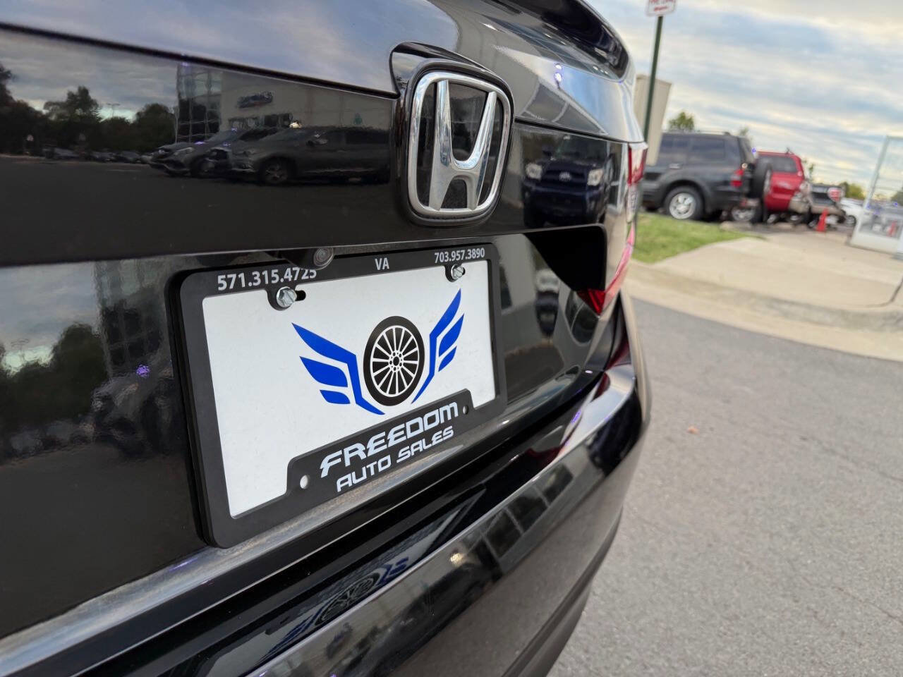 Used 2020 Honda Accord LX image 12