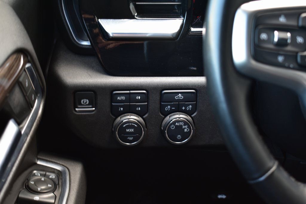 Used 2025 Chevrolet Silverado 1500 LT image 37