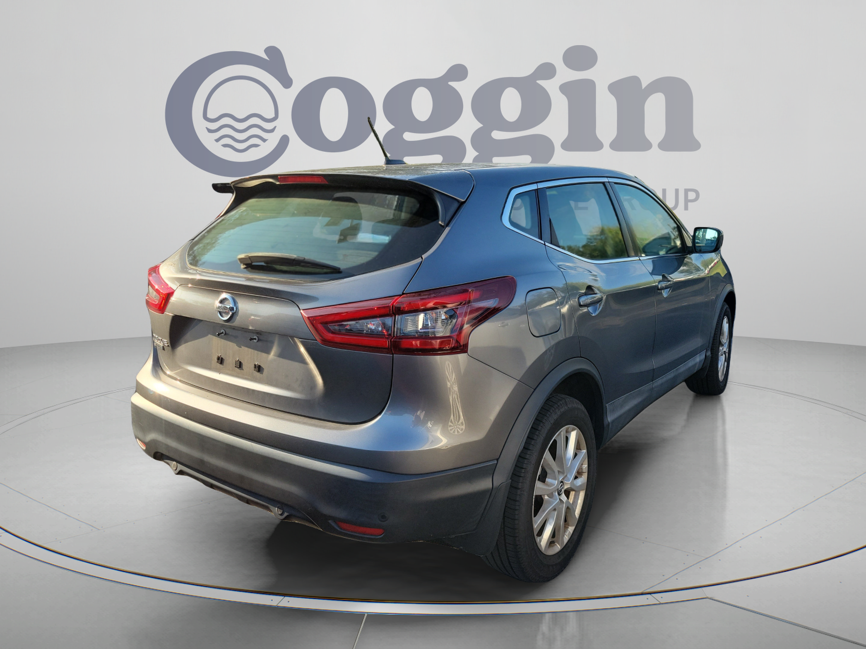 Used 2020 Nissan Rogue Sport S w/ Appearance Package FWD image 4