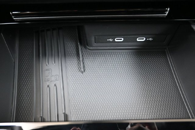 New 2026 Volkswagen Atlas Cross Sport SE AWD/4WD image 34