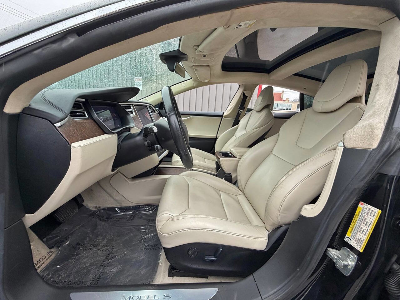 Used 2017 Tesla Model S 60 image 24