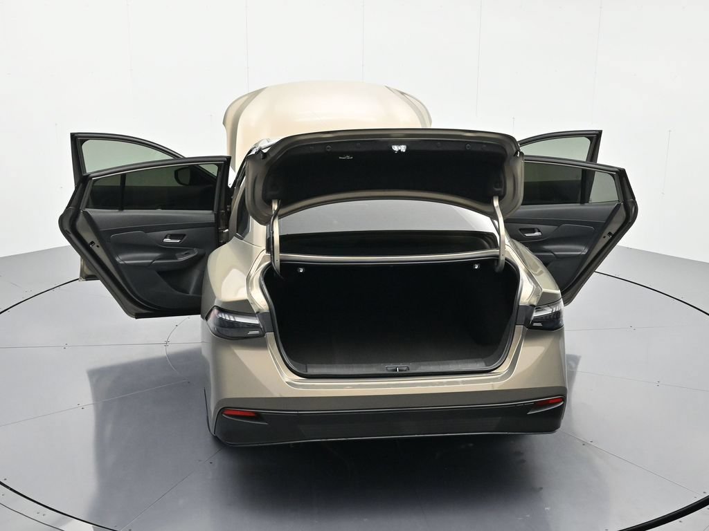 New 2026 Nissan Sentra SV w/ Floor Mat Package FWD image 44