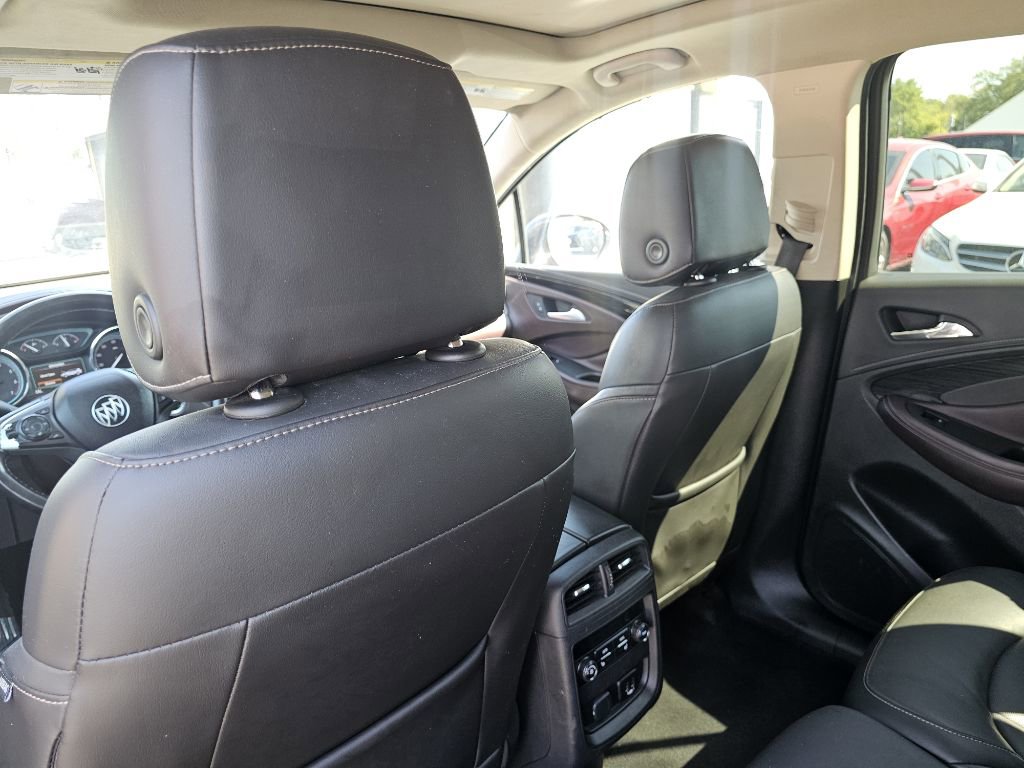 Used 2017 Buick Envision Essence image 40
