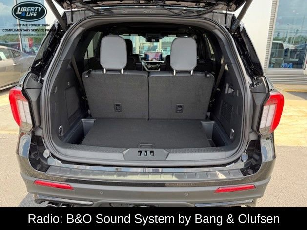 Used 2026 Ford Explorer ST image 37