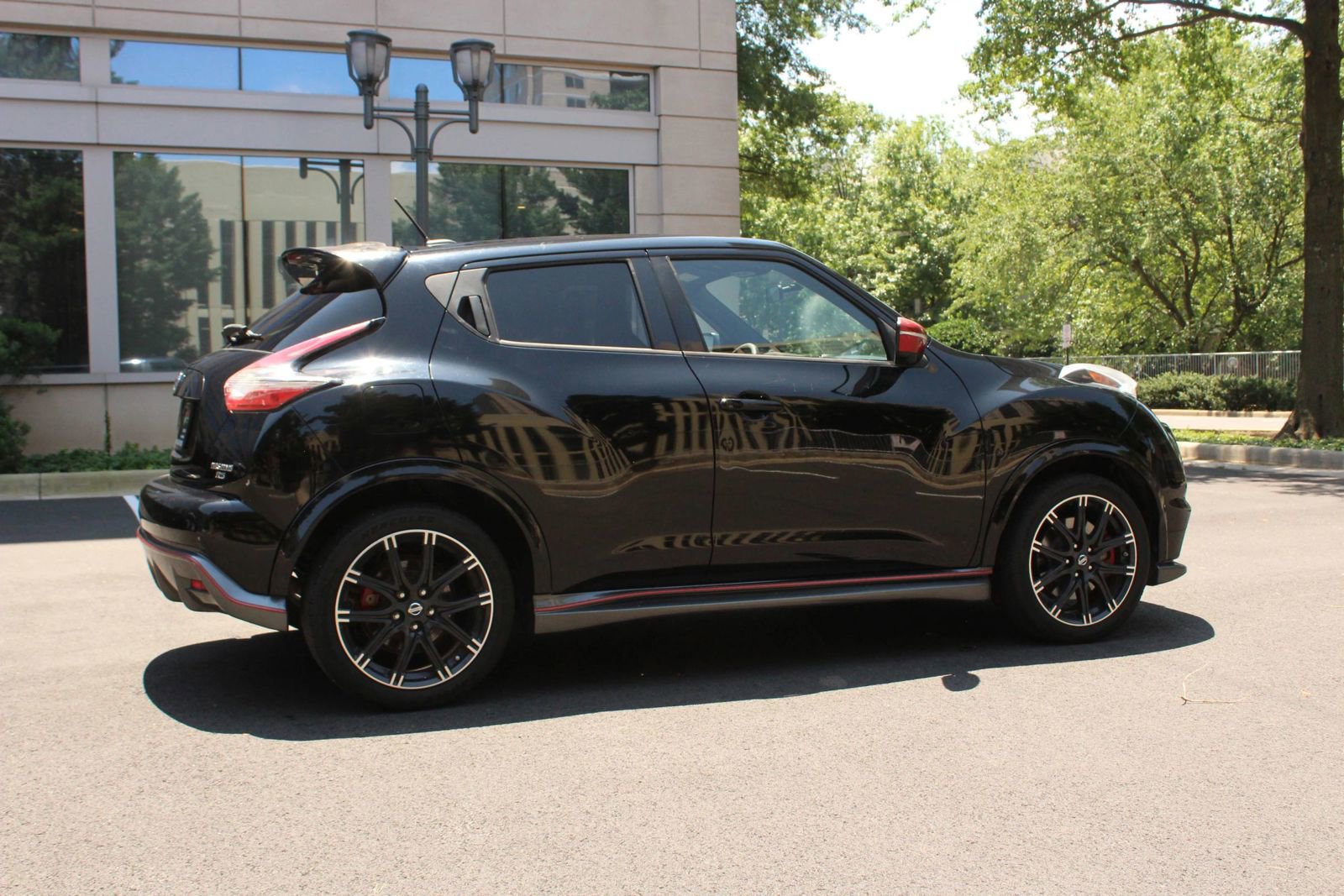 Used 2015 Nissan Juke NISMO RS w/ Interior Illumination Package AWD/4WD image 7