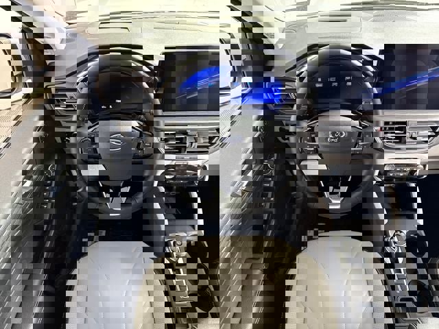 New 2026 Ford Escape Platinum w/ Premium Technology Package image 17