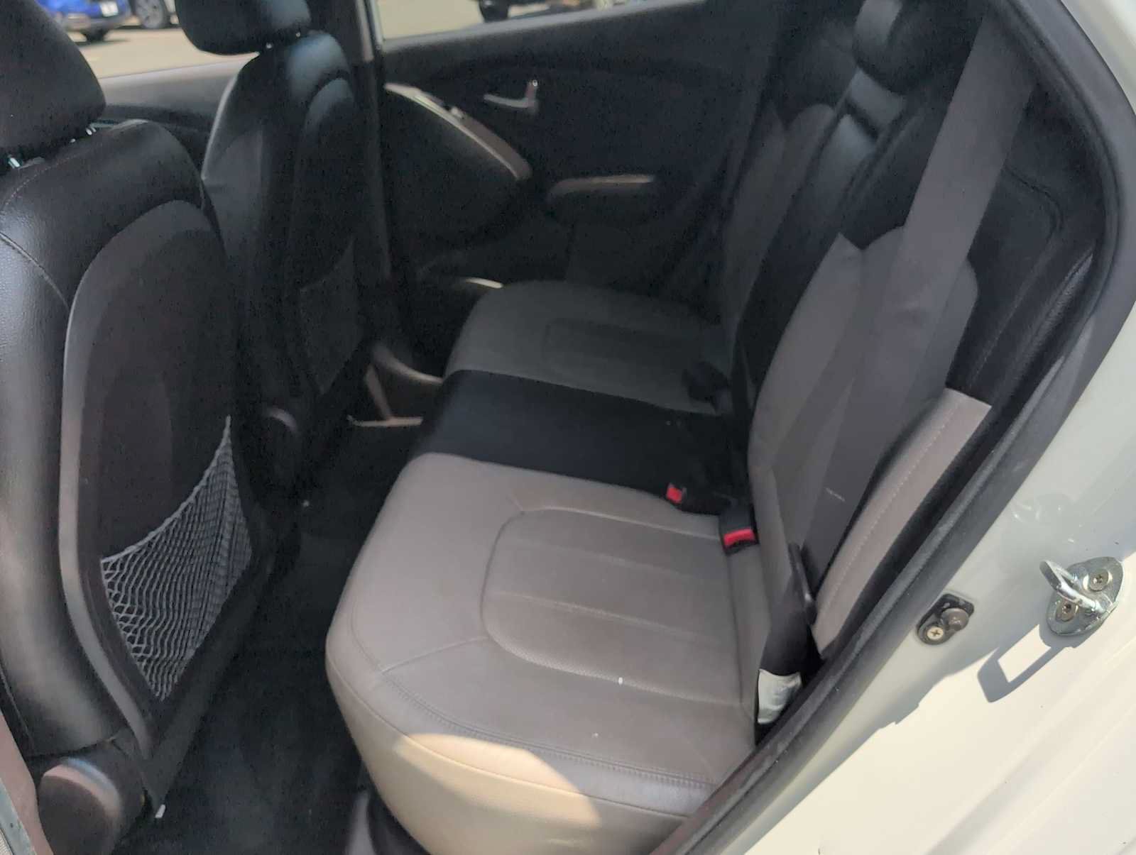Used 2013 Hyundai Tucson Limited FWD image 18
