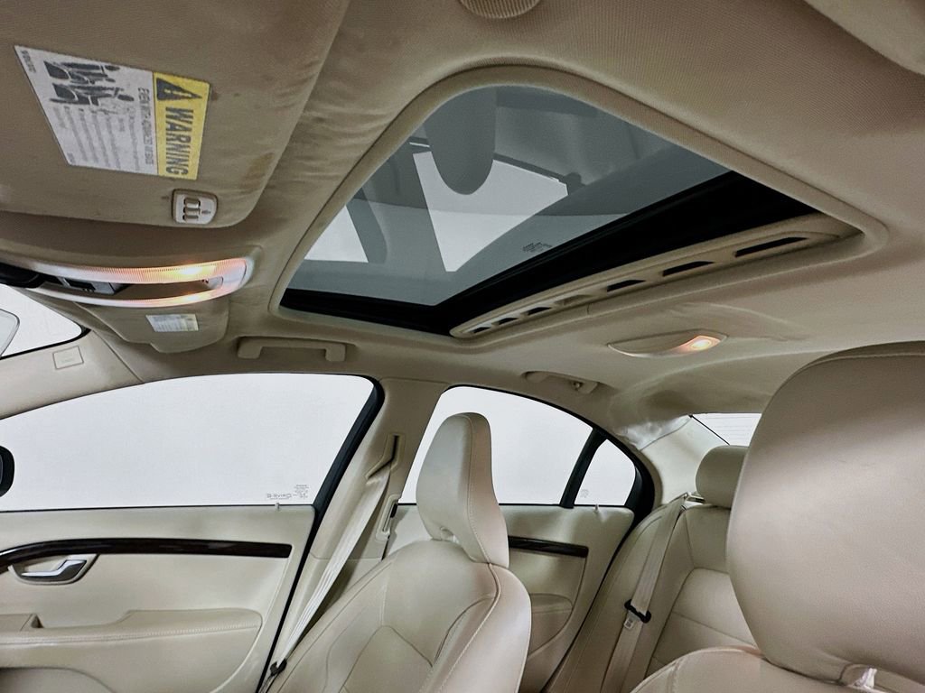 Used 2015 Volvo S80 T5 image 11