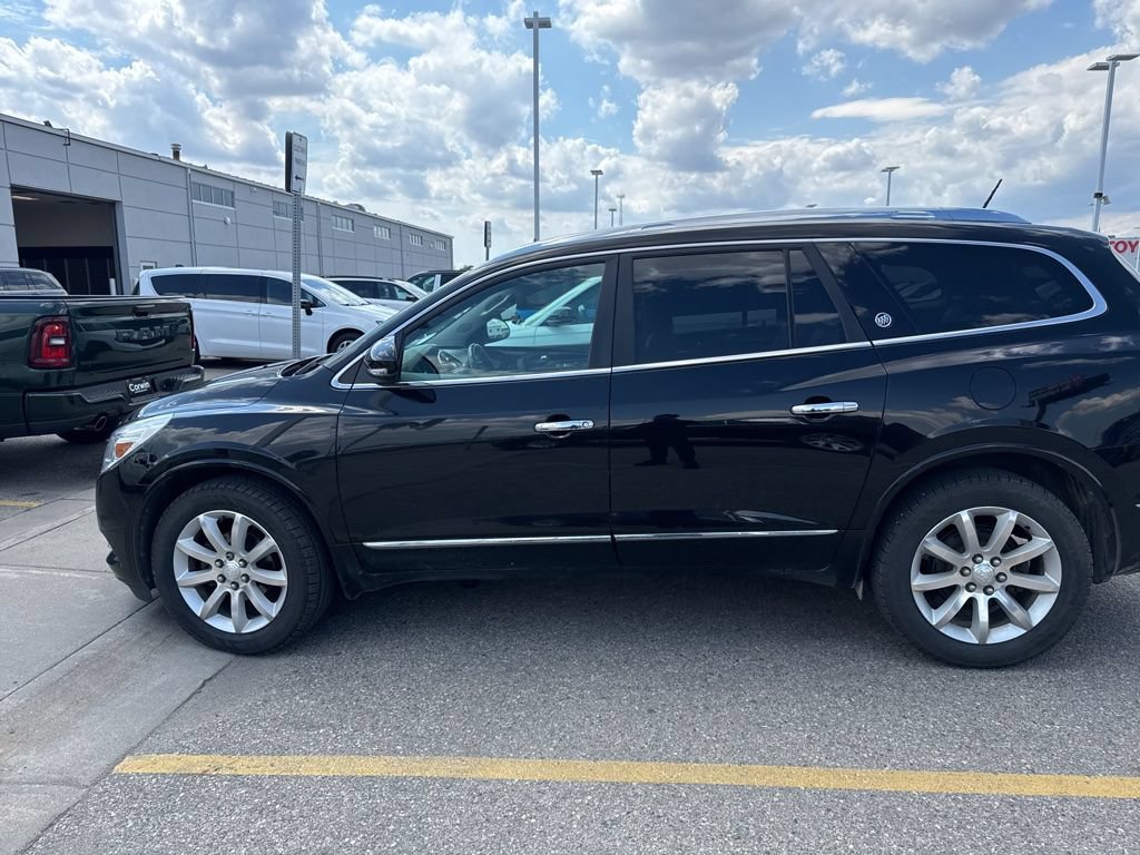 Used 2017 Buick Enclave Premium w/ Experience Buick Package AWD/4WD image 4