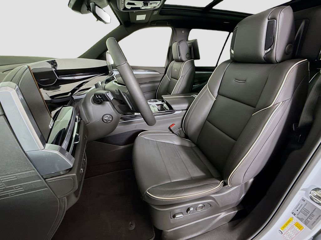 Used 2026 Cadillac Escalade Sport w/ Touring Package AWD/4WD image 23