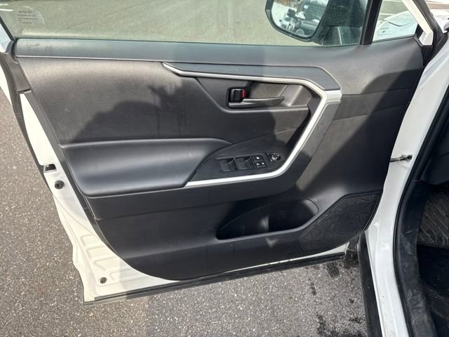 Used 2024 Toyota RAV4 LE image 15