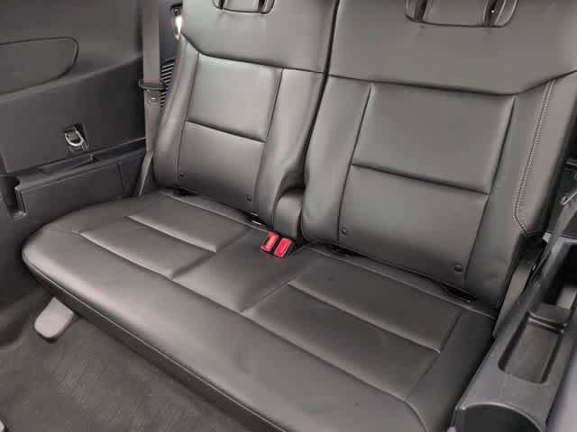 Used 2023 Ford Explorer XLT w/ Equipment Group 202A AWD/4WD image 20