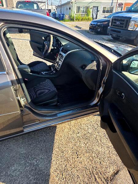 Used 2012 Chevrolet Malibu LT w/ Power Convenience Package image 13