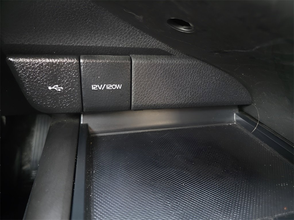 Used 2024 Toyota Camry SE w/ Cold Weather Package image 32