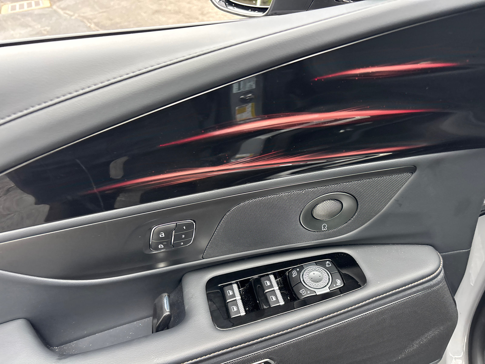 New 2026 Lincoln Nautilus Reserve AWD/4WD image 12