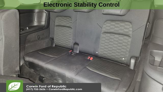 Used 2024 Nissan Pathfinder S image 23