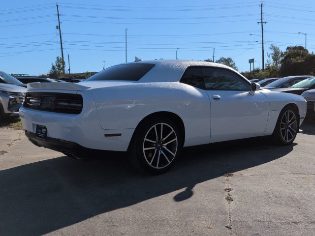 Used 2022 Dodge Challenger R/T w/ Plus Package RWD image 5